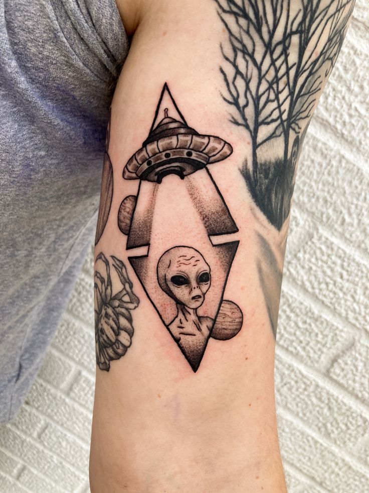 Alien tattoos for men ideas