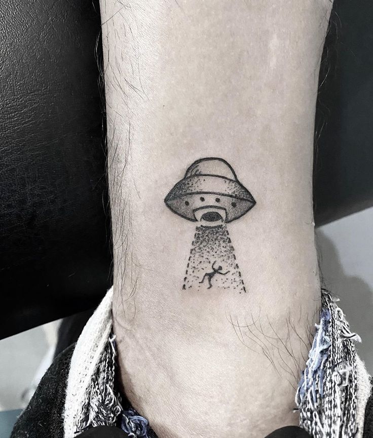 Alien tattoos for men 0030