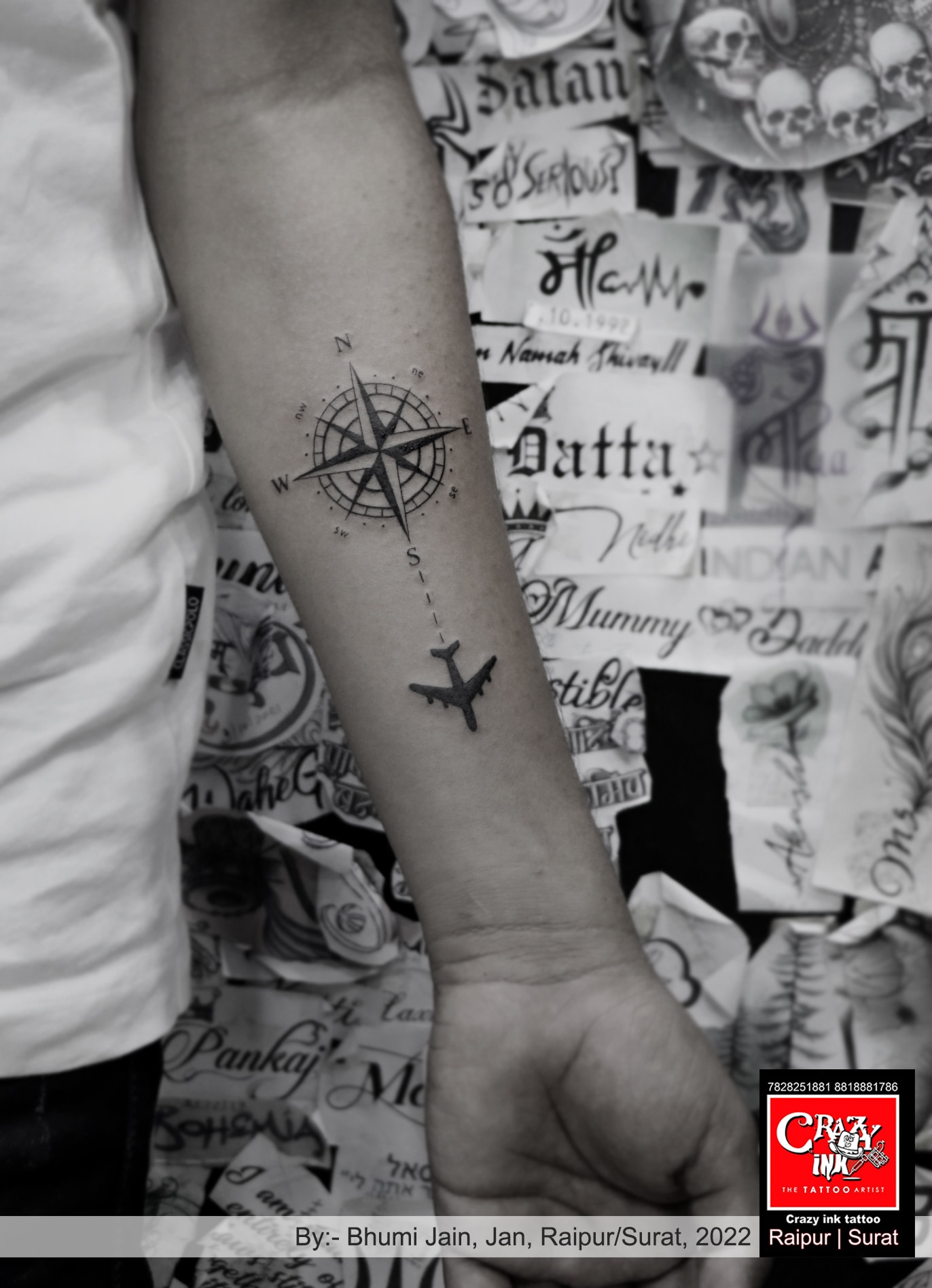 arrow with compass tattoo designs for men 0082