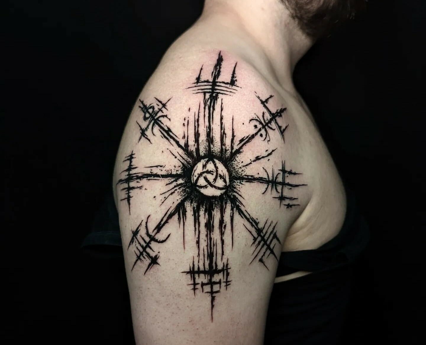 artistic shoulder blade tattoos for men