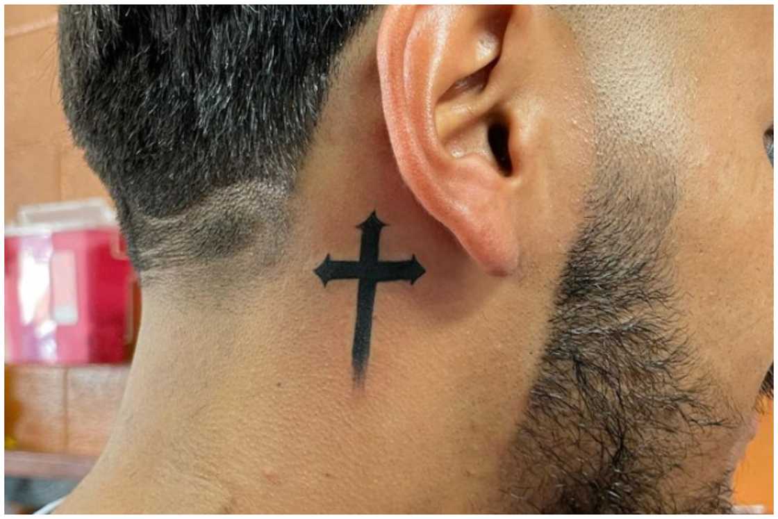 back of neck tattoos for men 0067