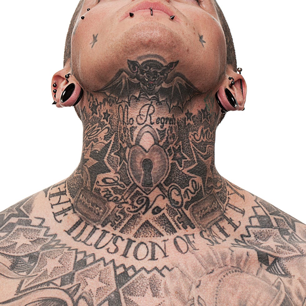 back of neck tattoos for men 0087