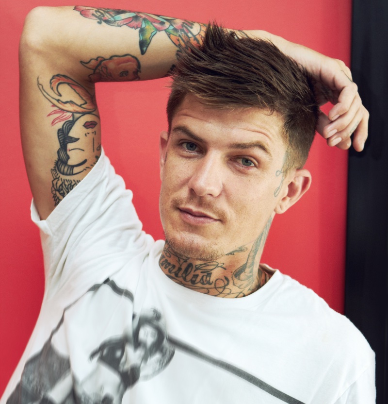 best middle neck tattoos for men