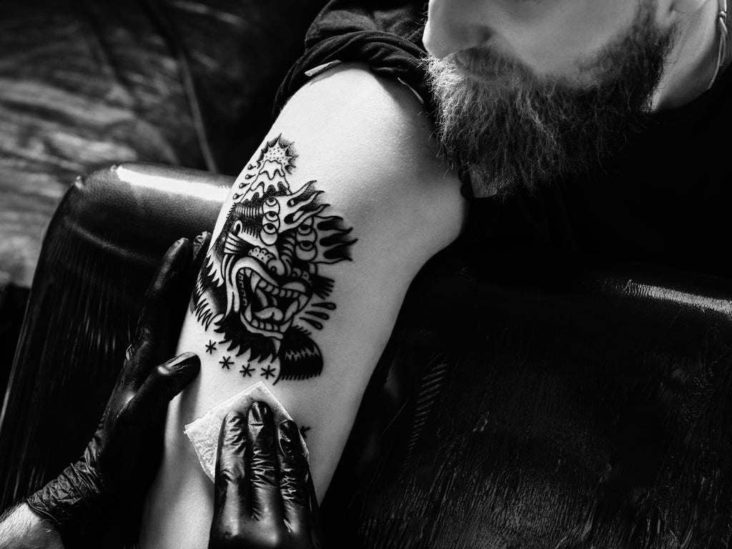 best tattoo on hand for men 0039