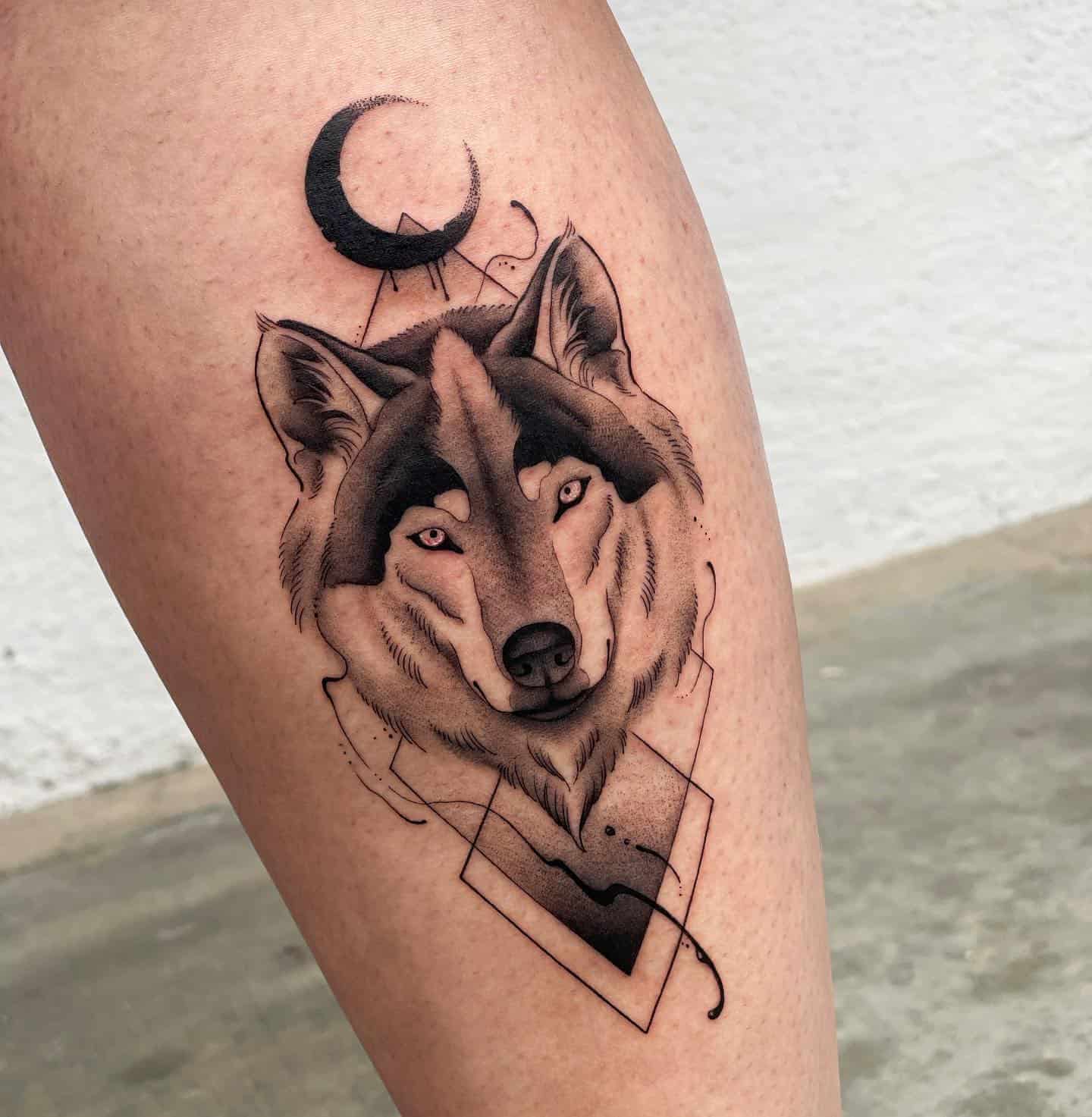 best wolf hand tattoos for men