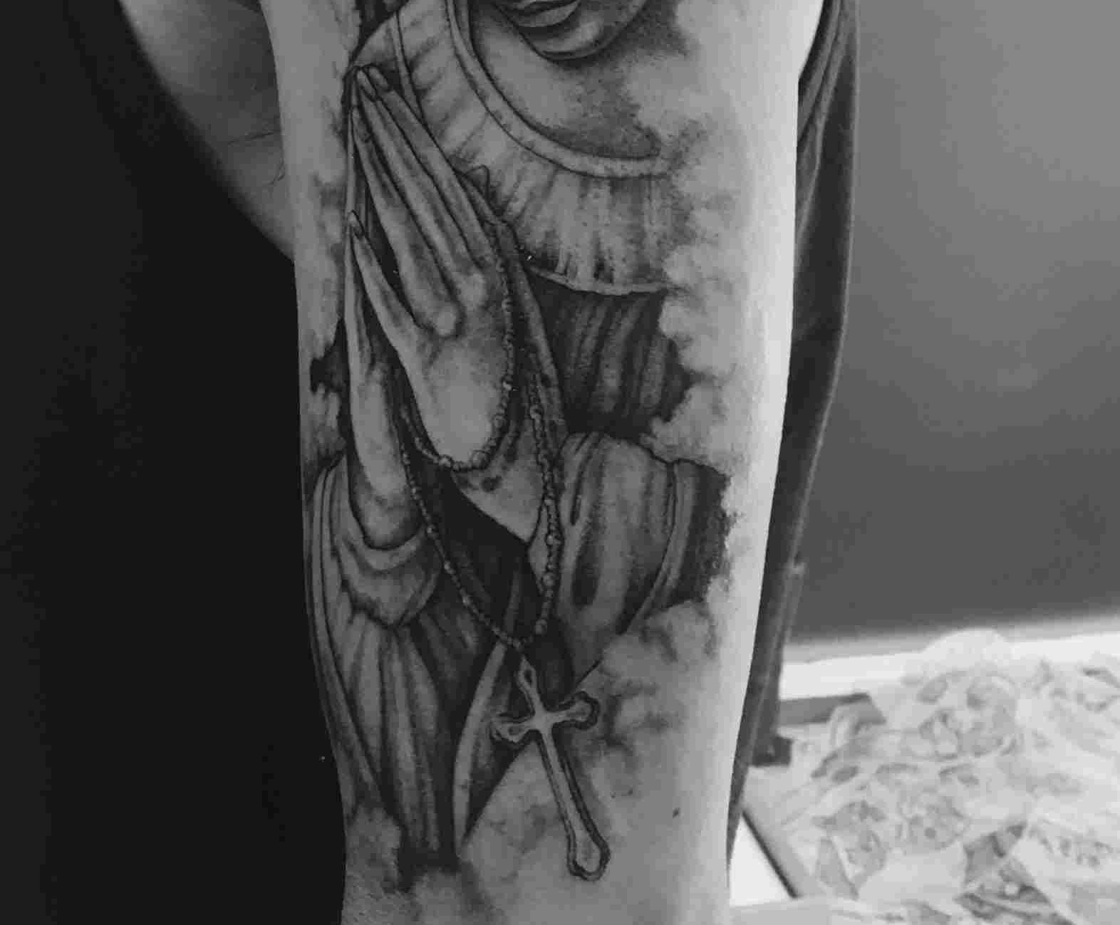 black and white tattoos for men 0064