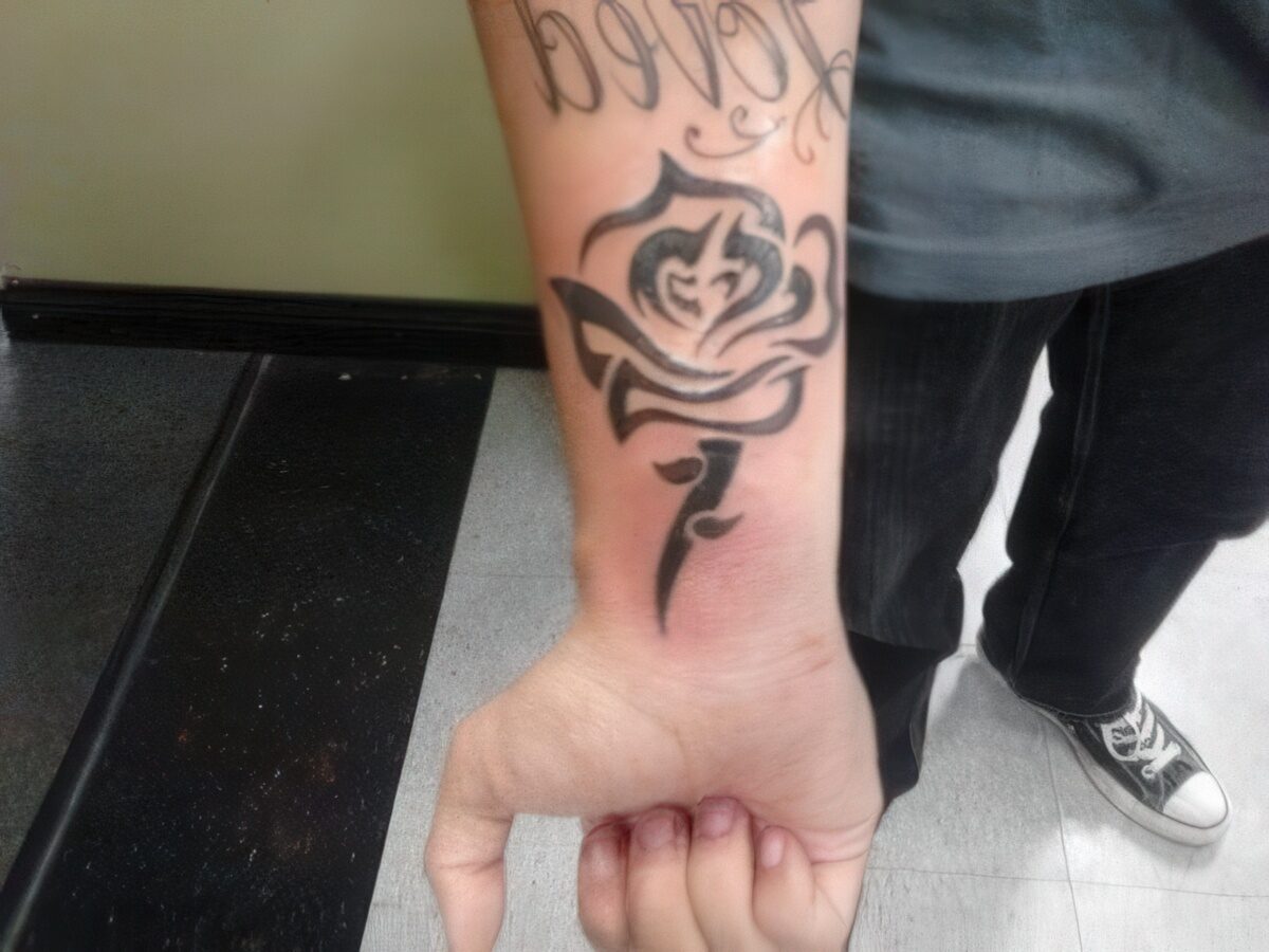 black rose tattoo for men 0076