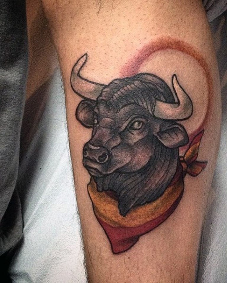 bull tattoos for men 0019