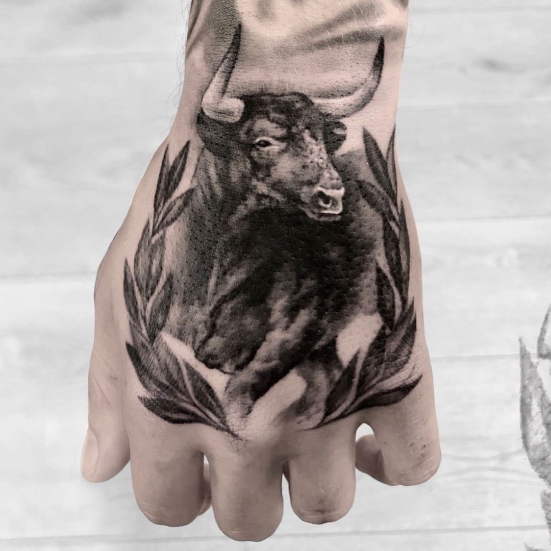 bull tattoos for men 0026