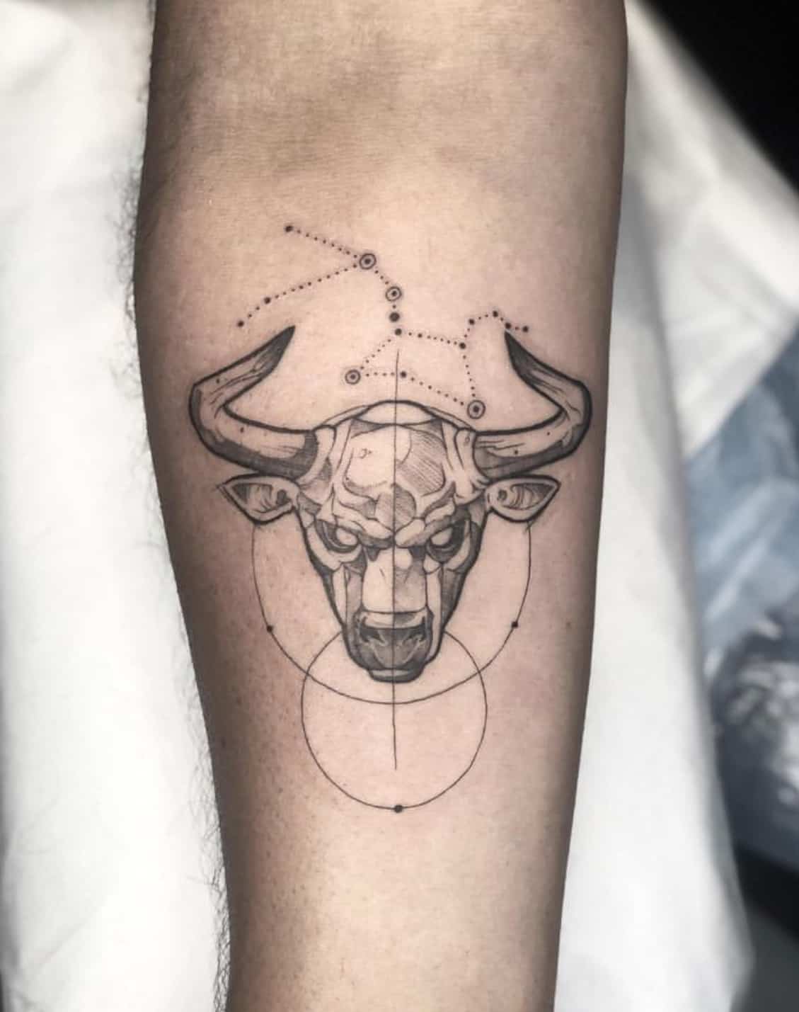 bull tattoos for men 0049