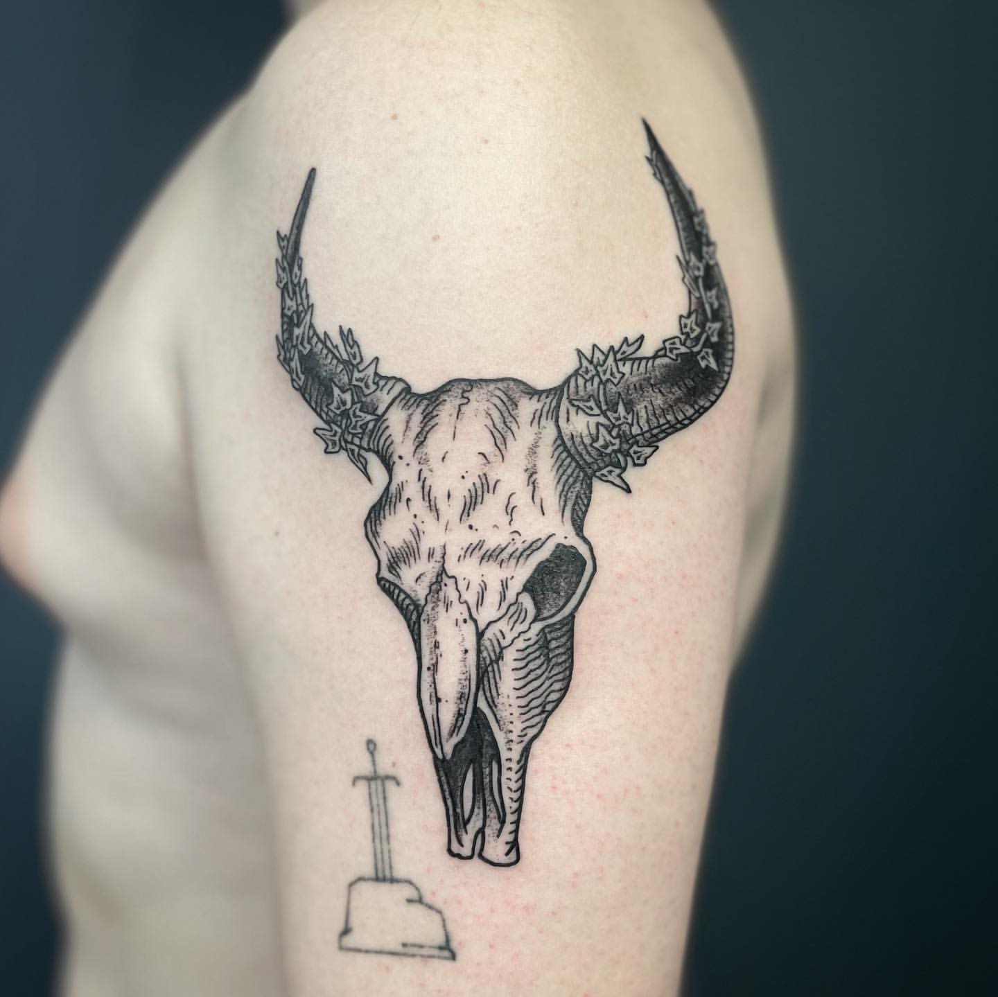 bull tattoos for men 0080