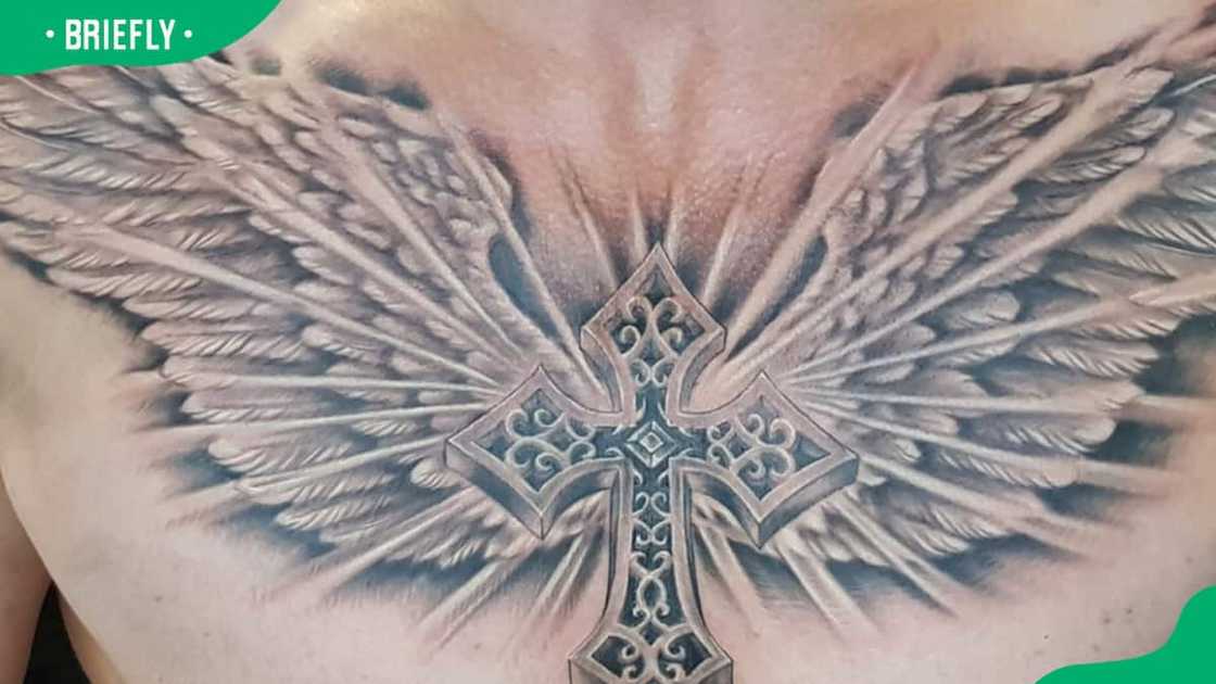 chest piece tattoo ideas for men 0057