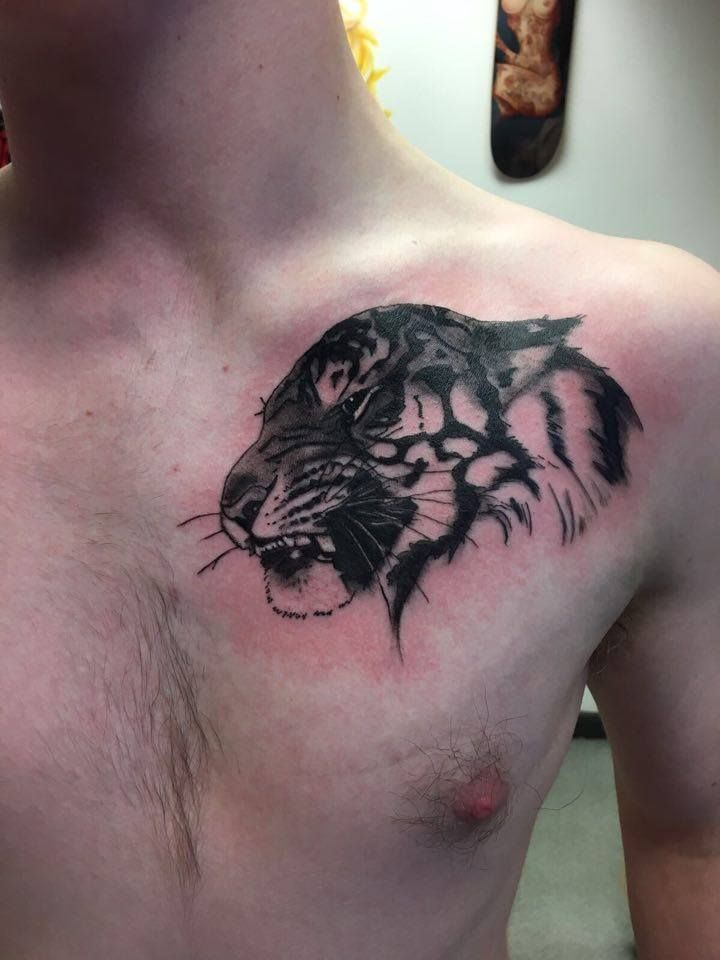 chest tattoos for black men 0097