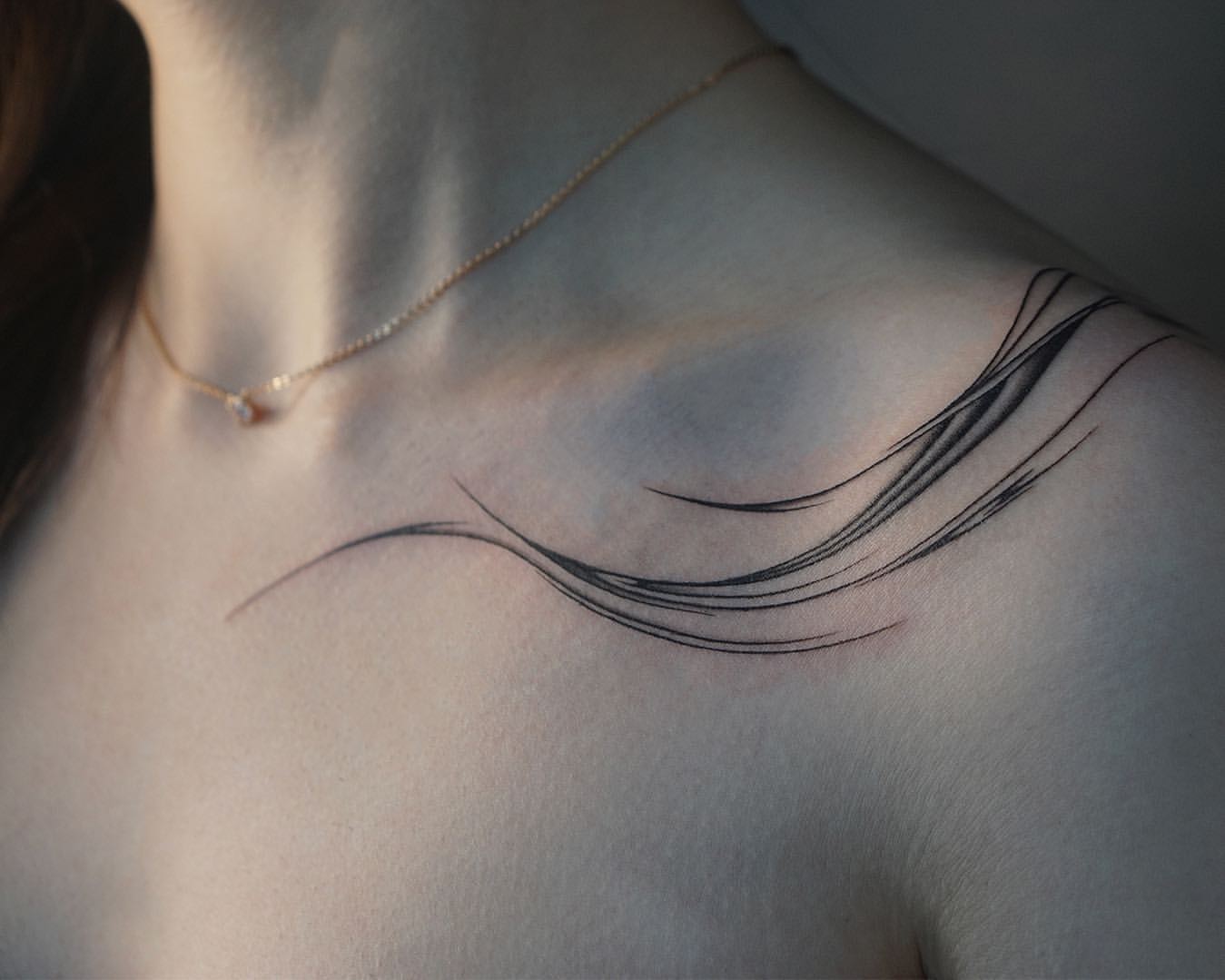 collar bone tattoos for men 0031