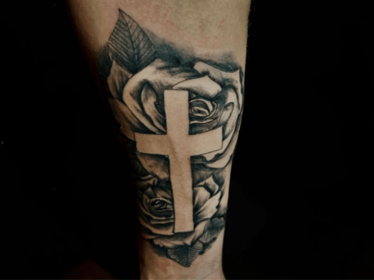 Cross tattoos for men shoulder 0010