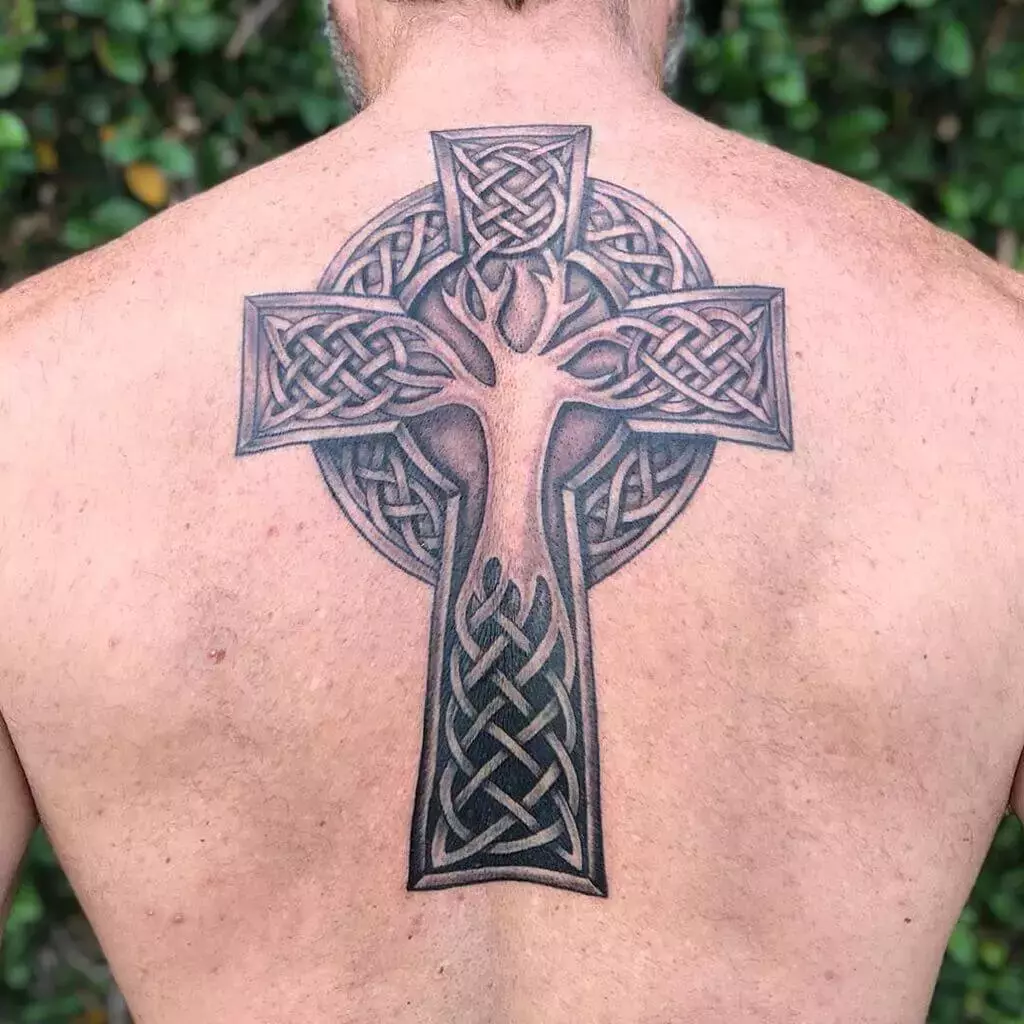 Cross with wings tattoos for men 0096