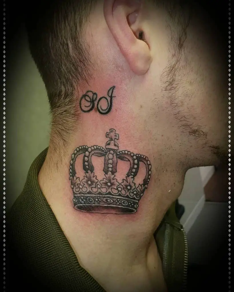 Crown tattoos for men 0030