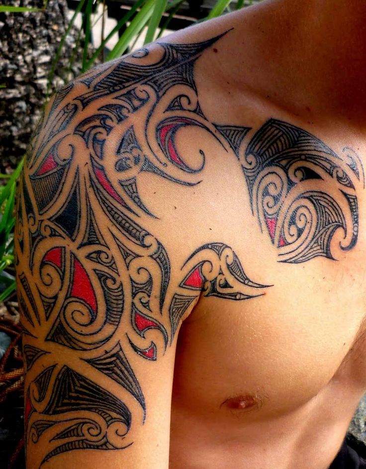 custom tribal shoulder tattoos for men