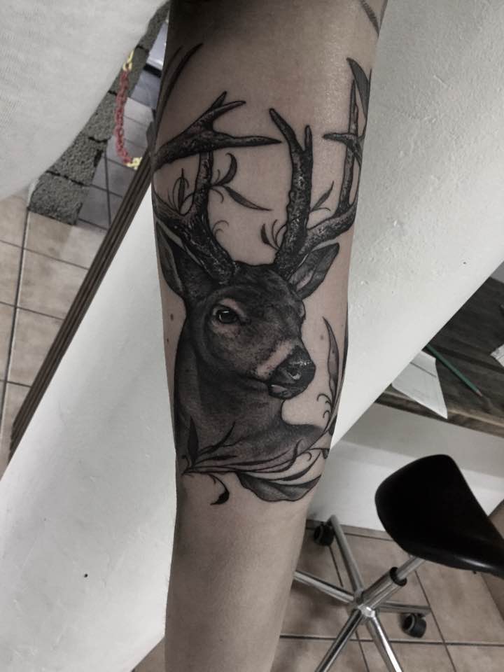 deer tattoos for men 0066