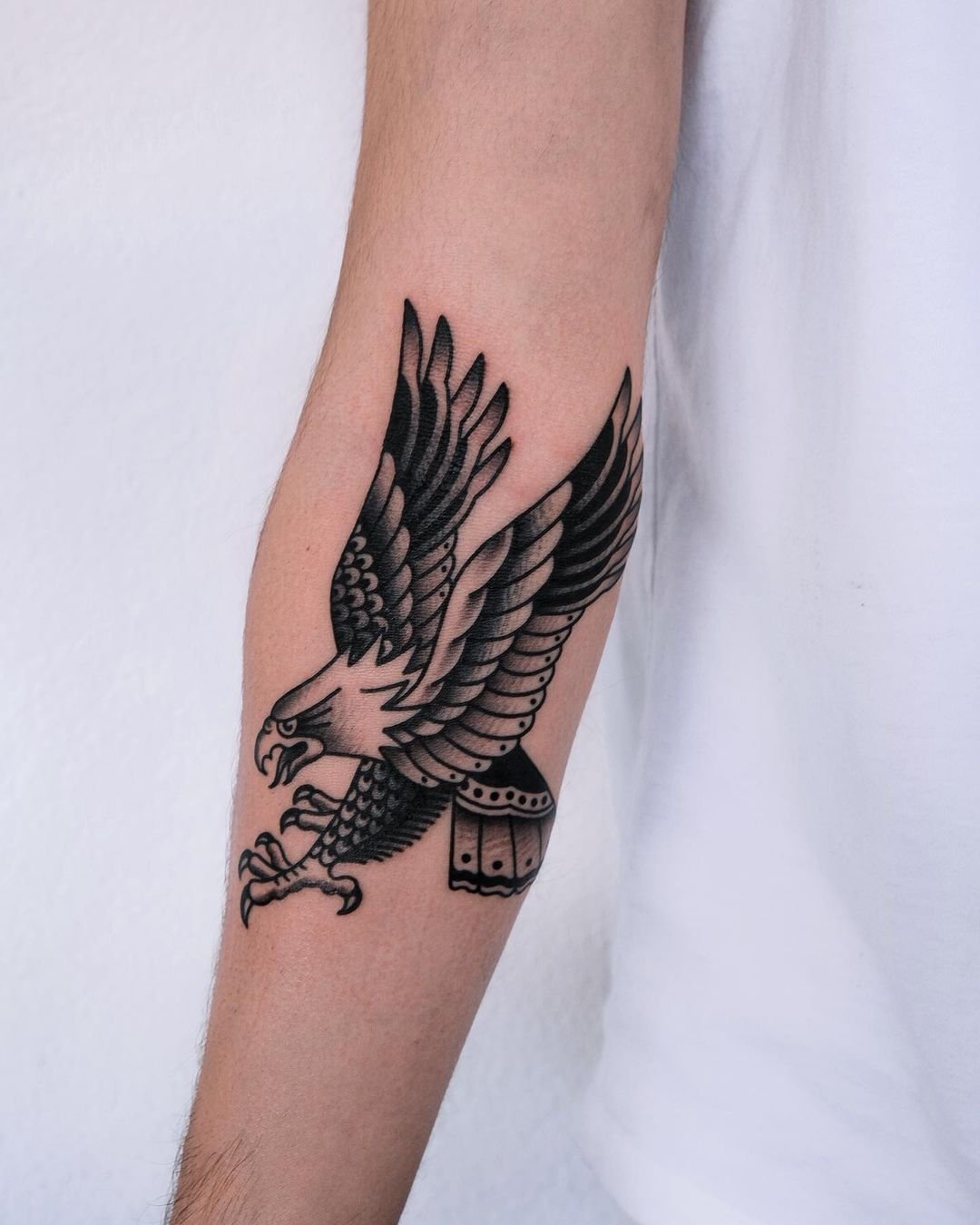 eagle forearm tattoos for men 0045