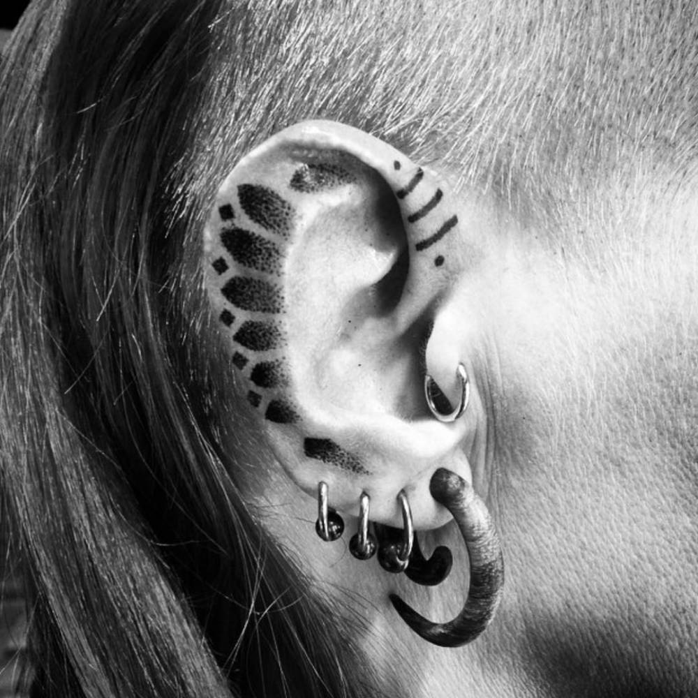 ear tattoos for men 0041