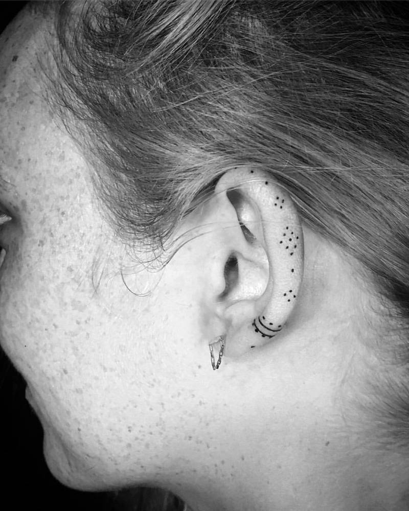 ear tattoos for men 0056