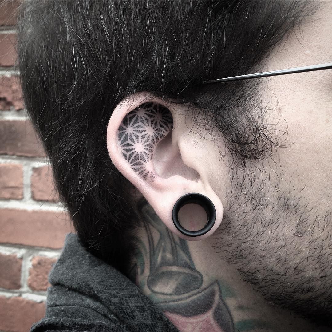 ear tattoos for men 0091