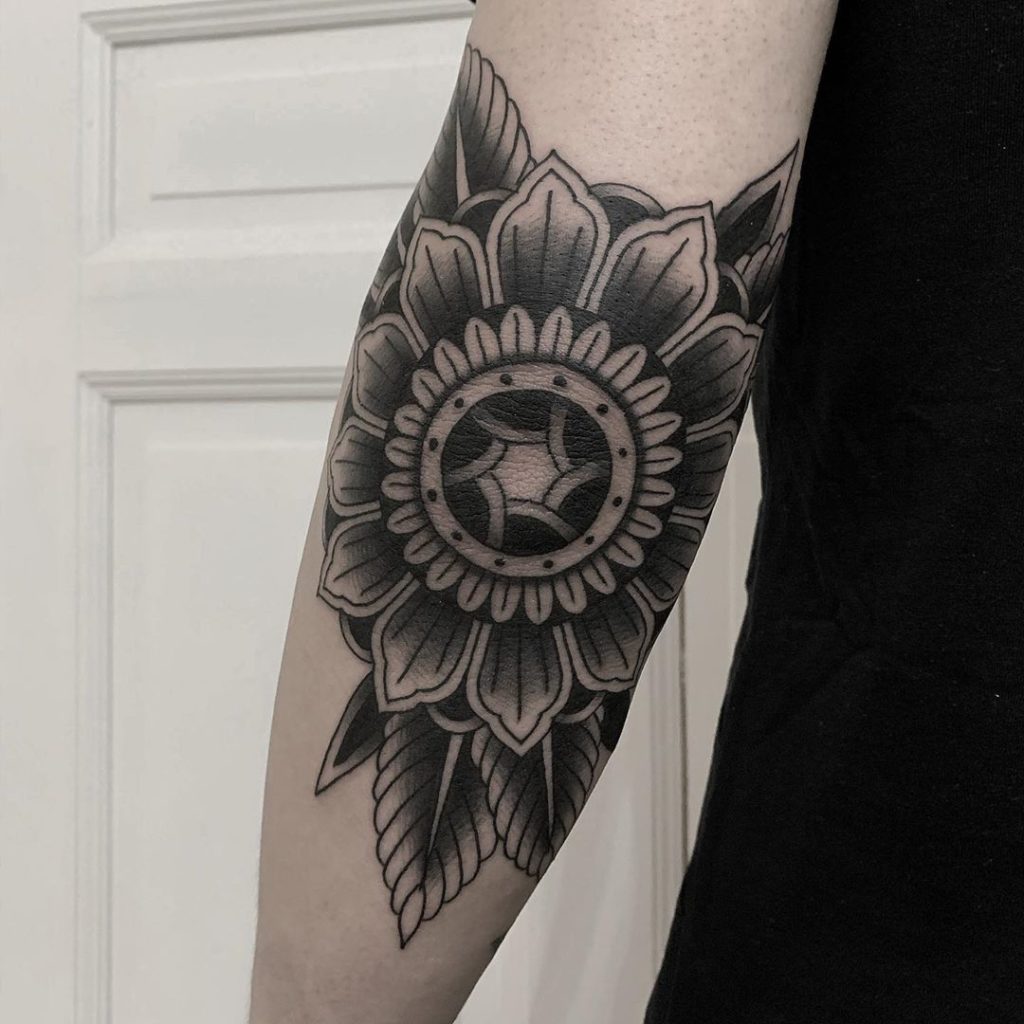 elbow tattoos for men 0084