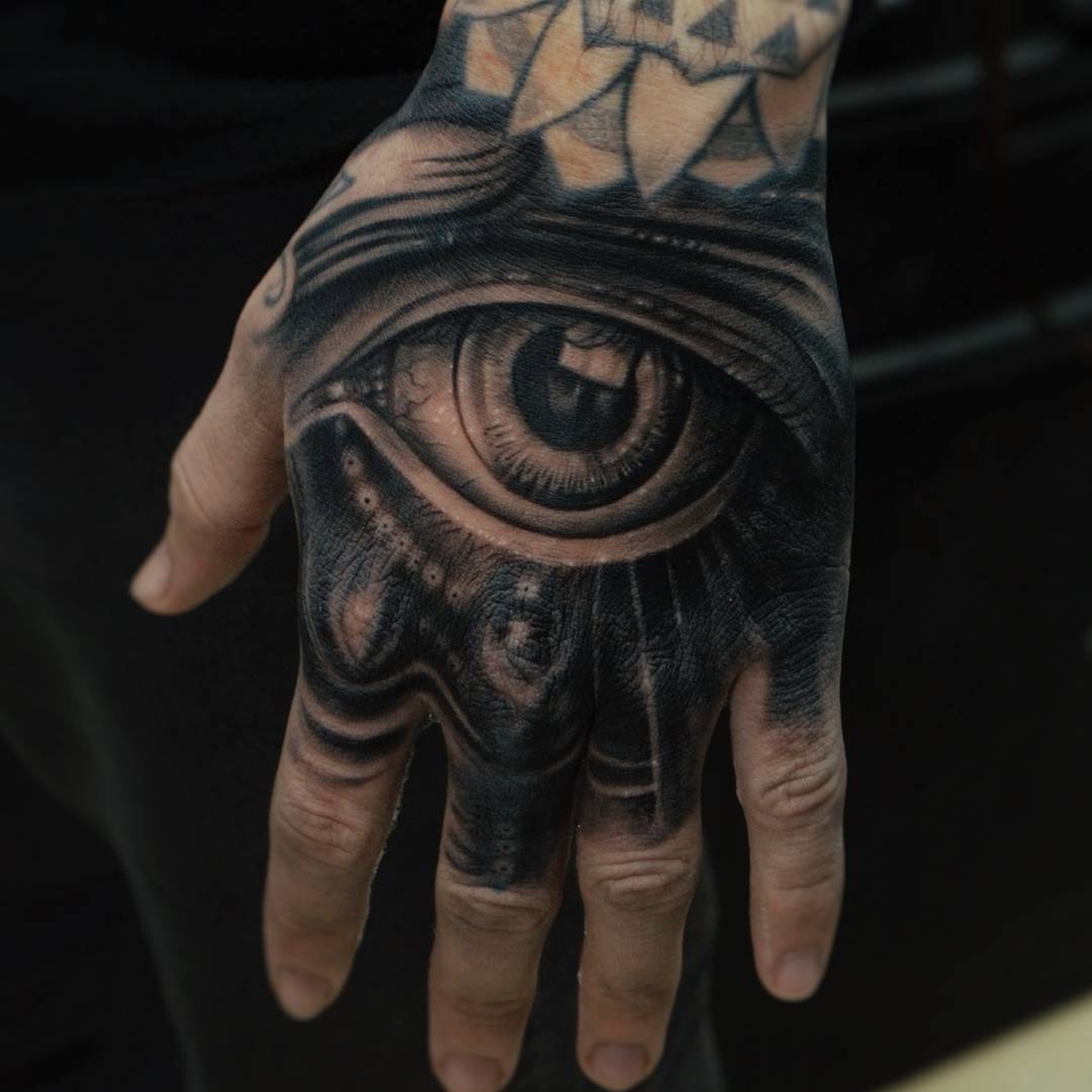 eye hand tattoos for men 0054