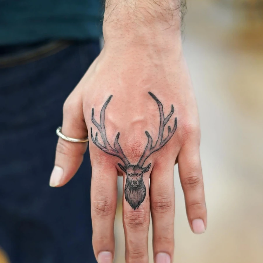 finger tattoos for men 0021