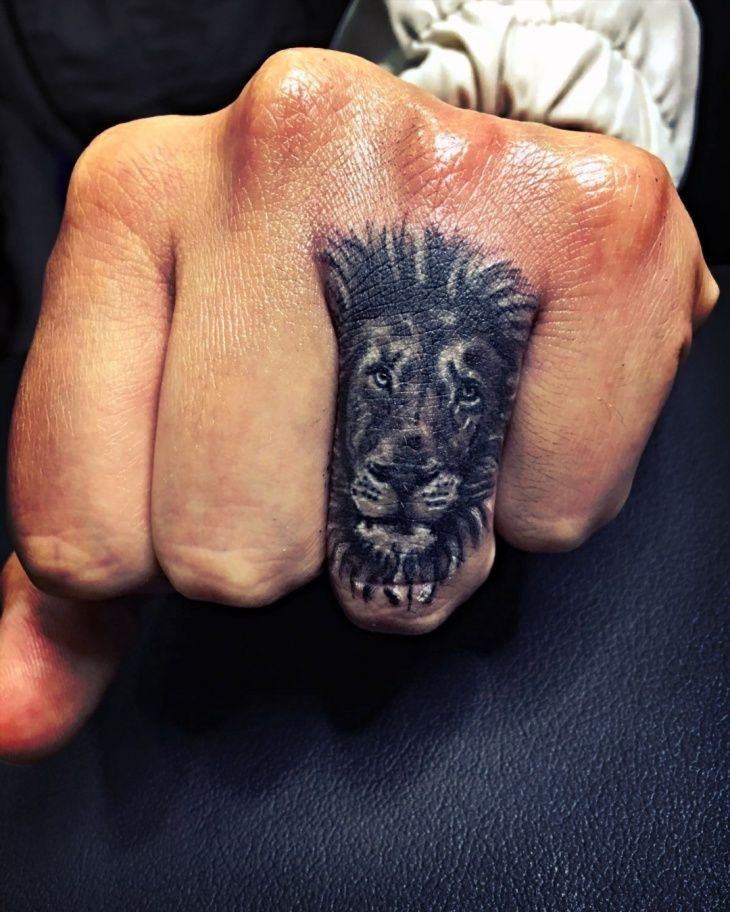 finger tattoos for men 0026