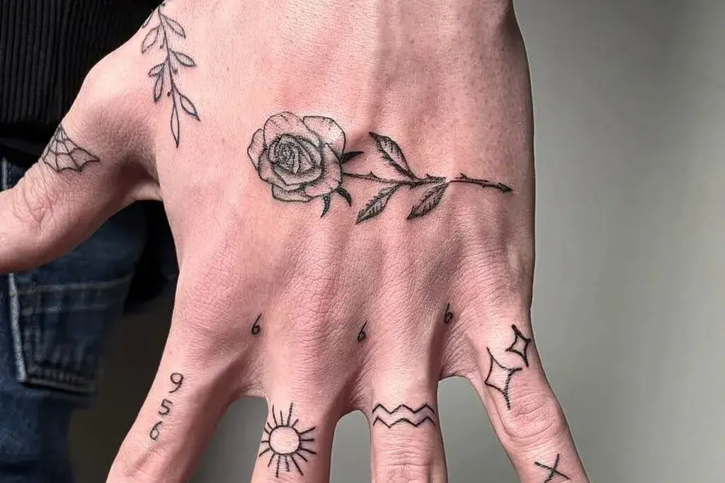 finger tattoos for men 0036