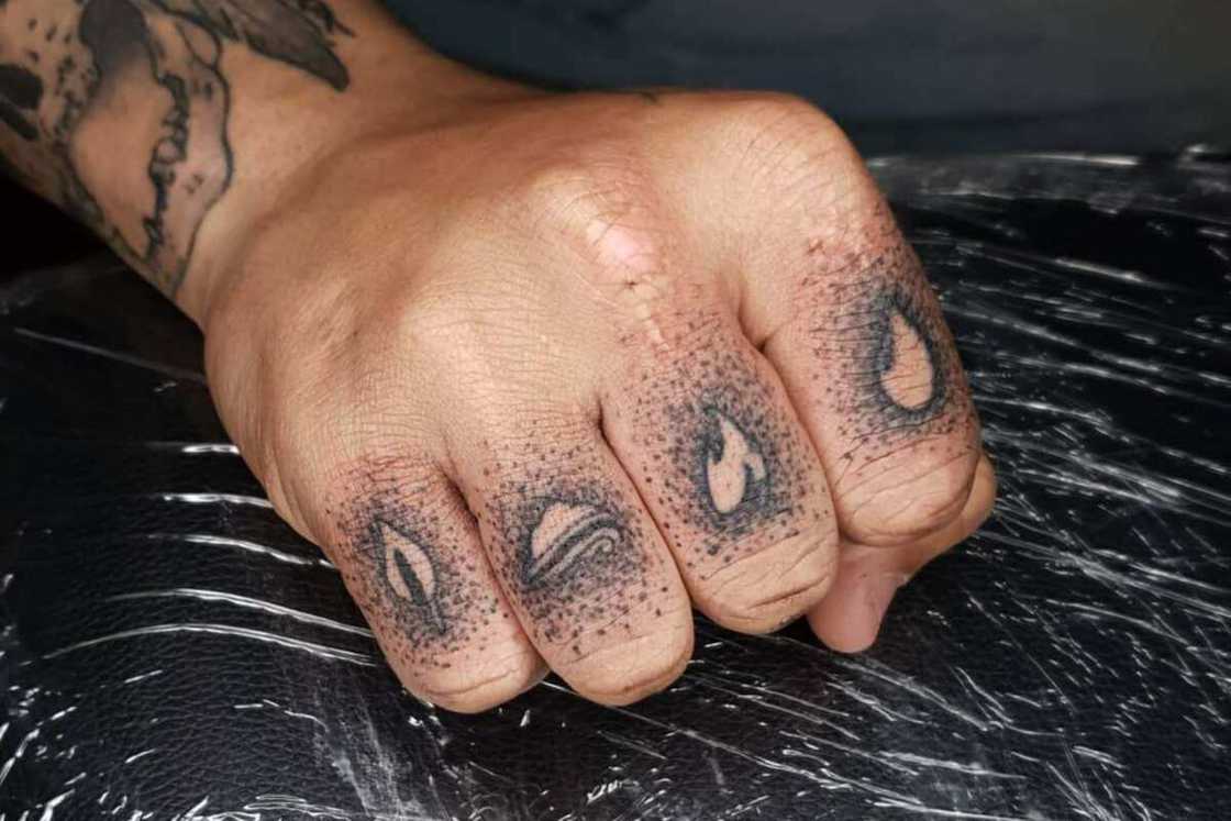 finger tattoos for men 0059