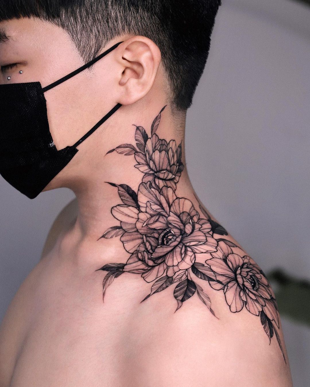 flower tattoos for men 0038