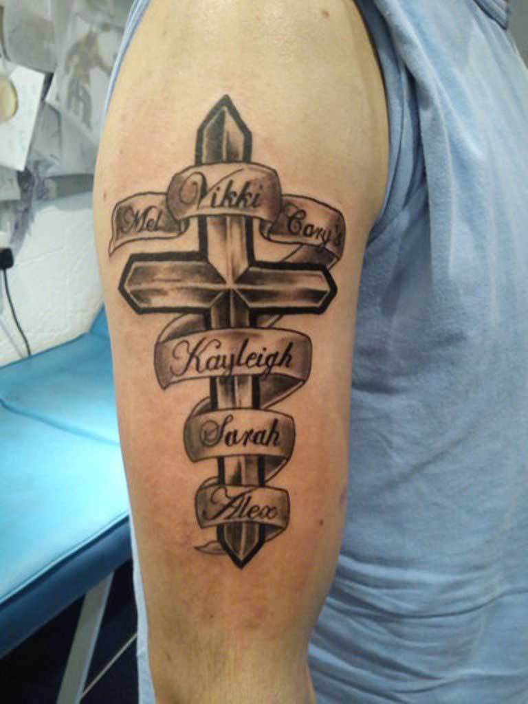 forearm name tattoos for men 0041