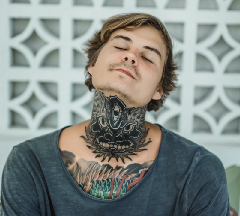 front neck tattoos for men 0048