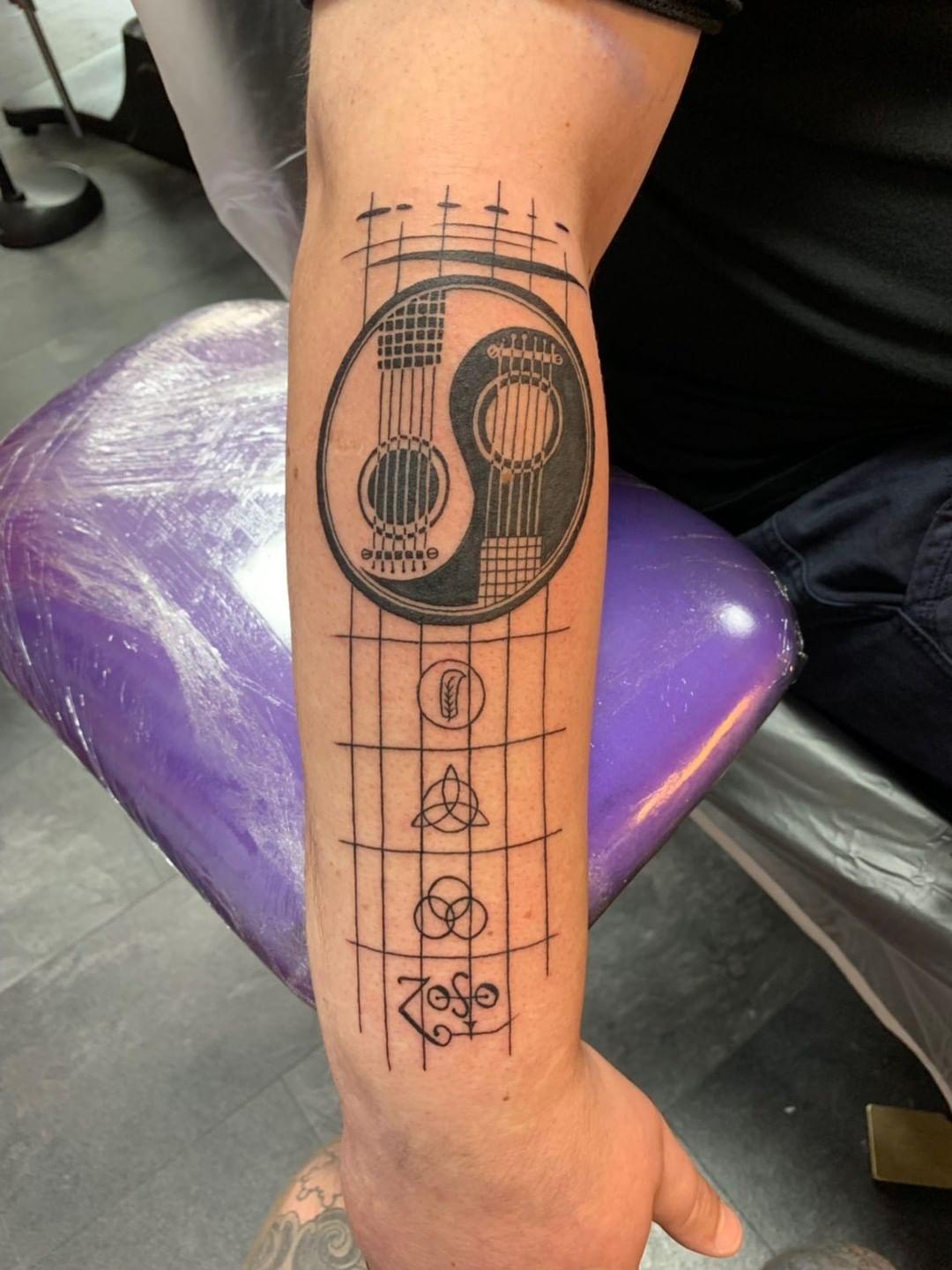 guitar tattoos for men 0026