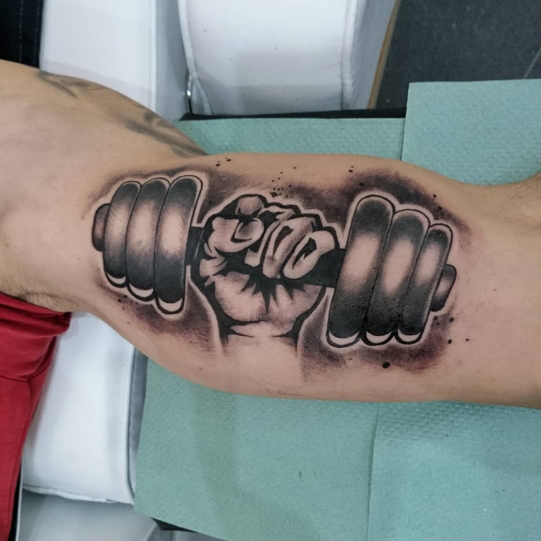 gym tattoo ideas for men 0018