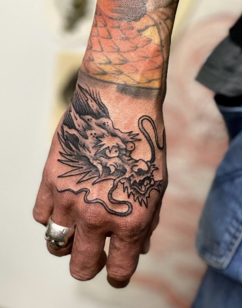 hand tattoos for men 0056