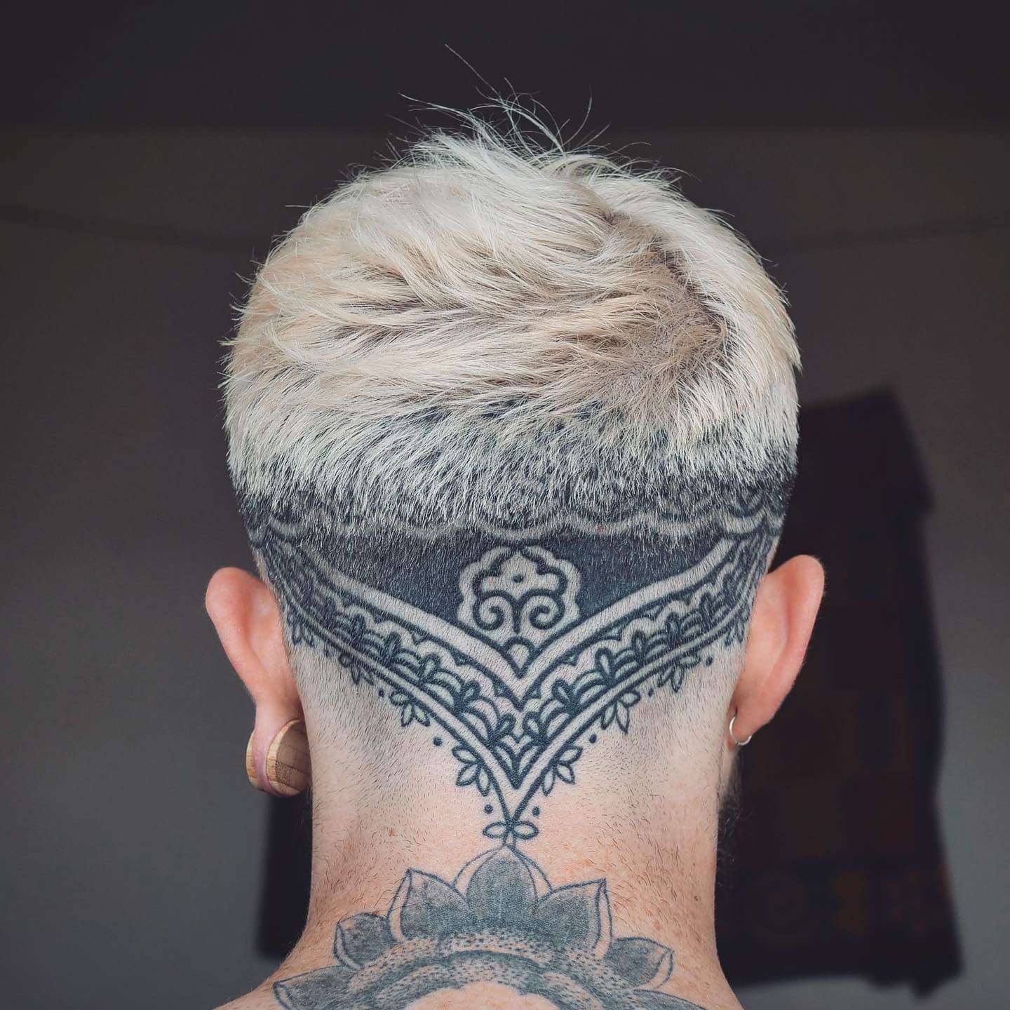 head tattoos for men 0033