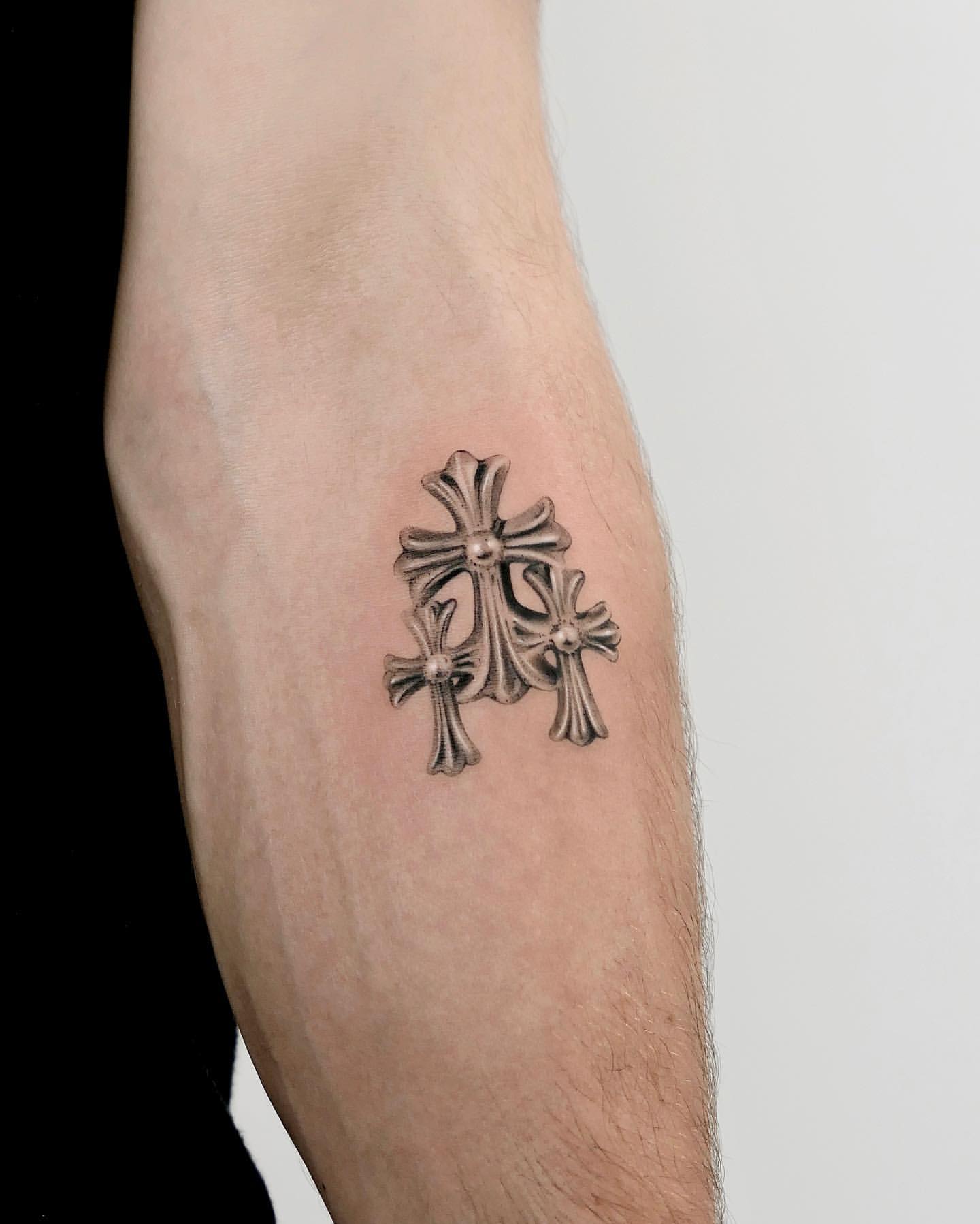 heart tattoos for men 0036