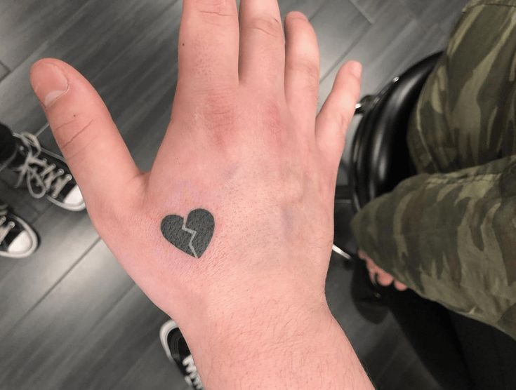 heart tattoos for men 0078