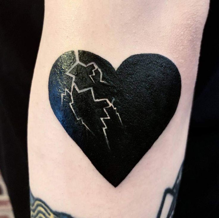 heart tattoos for men 0099