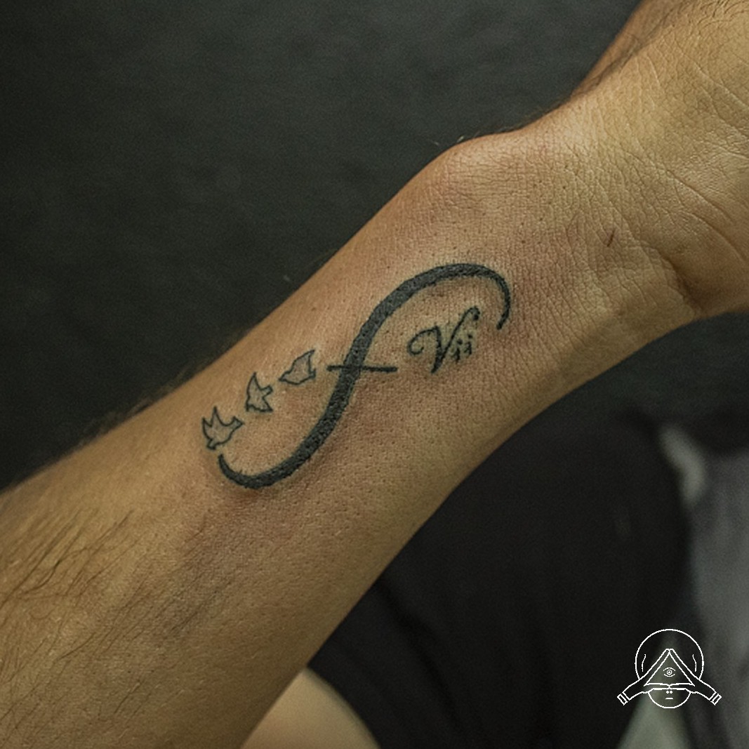 infinity tattoo for men 0093