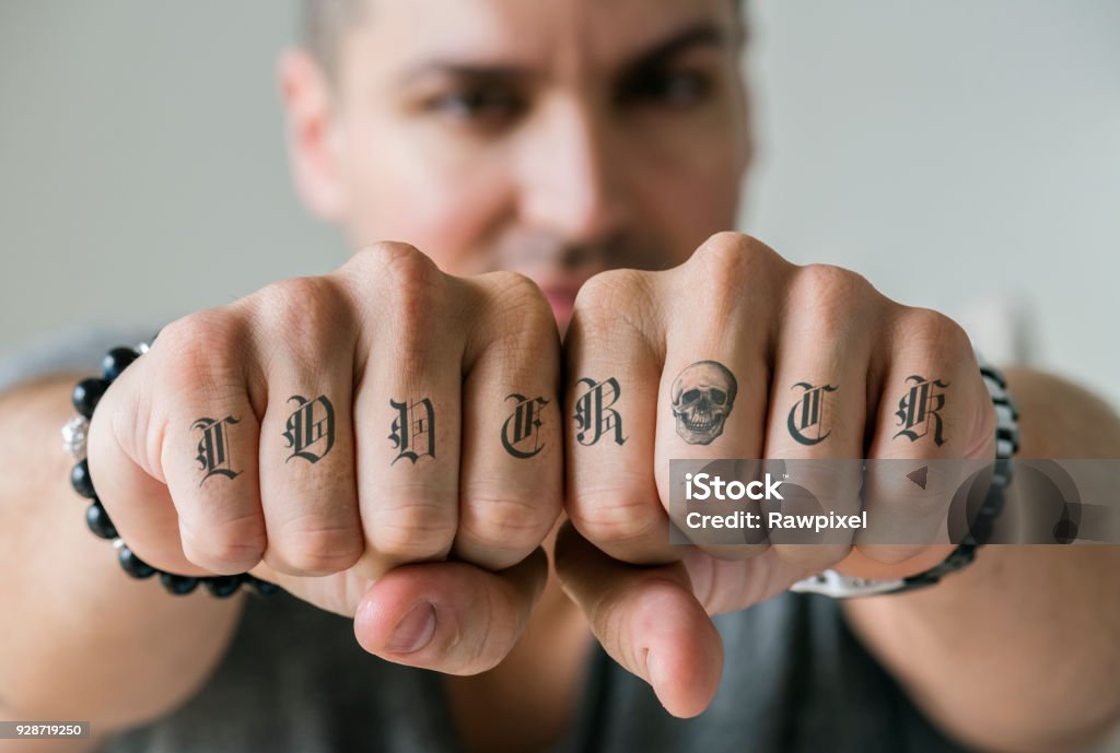 knuckle tattoos for men 0015