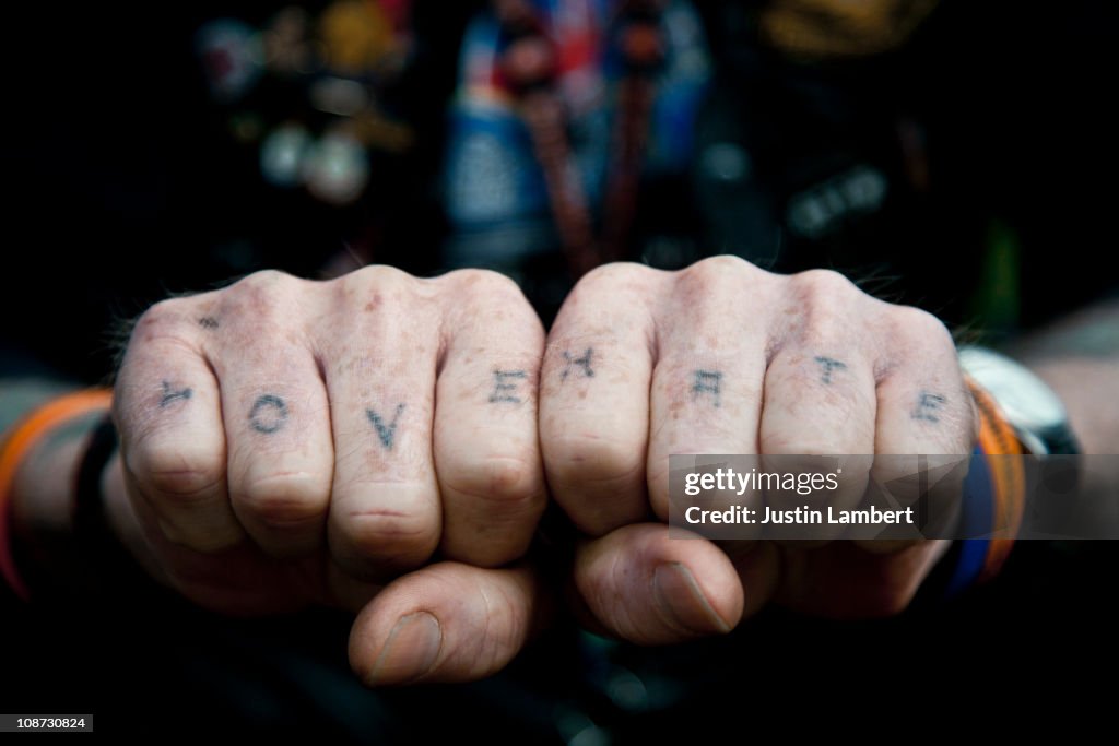 knuckle tattoos for men 0032