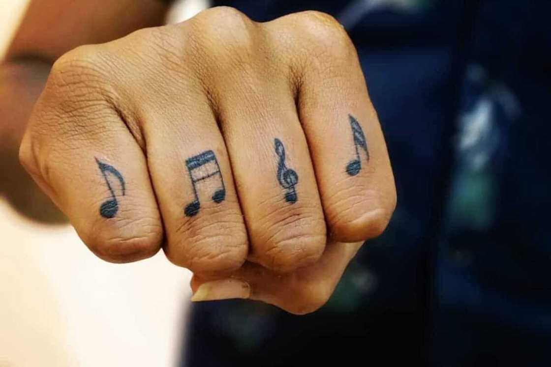 knuckle tattoos for men 0063