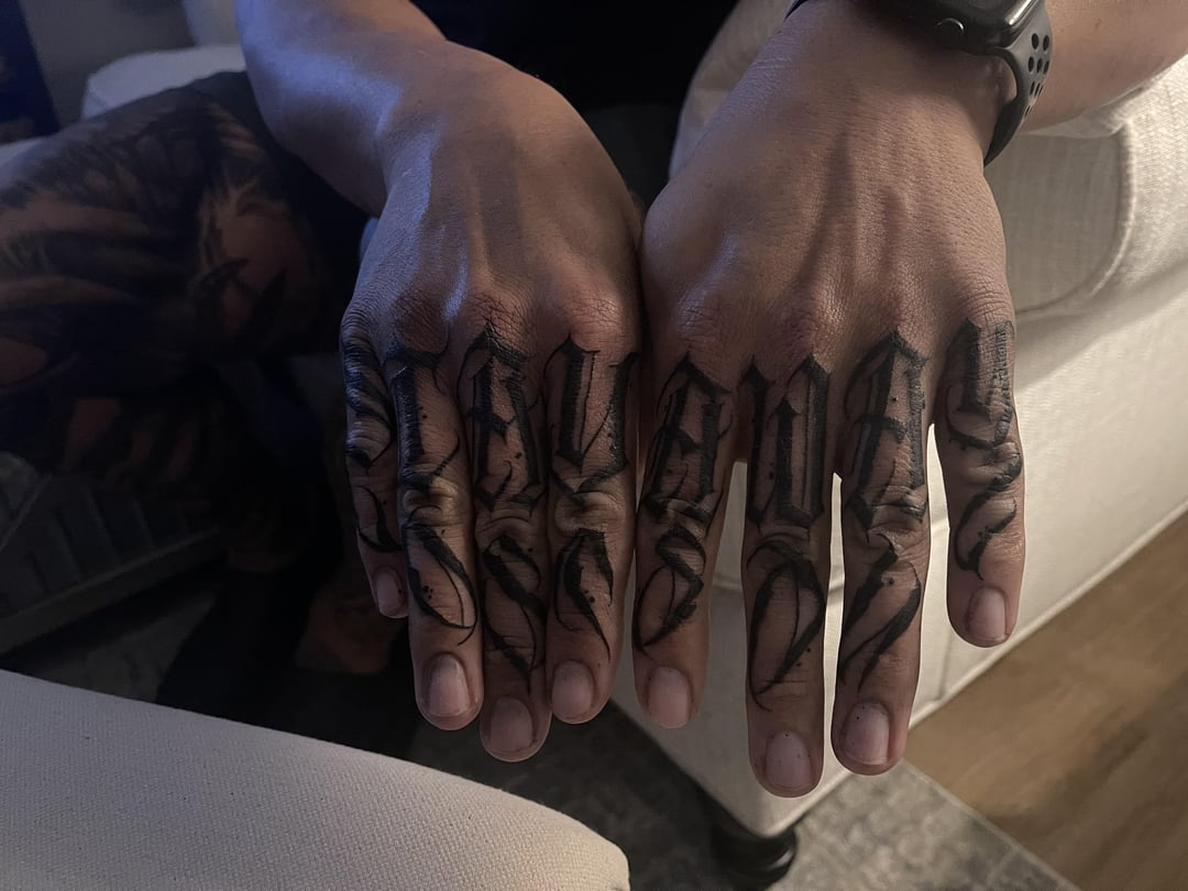 knuckle tattoos for men 0099