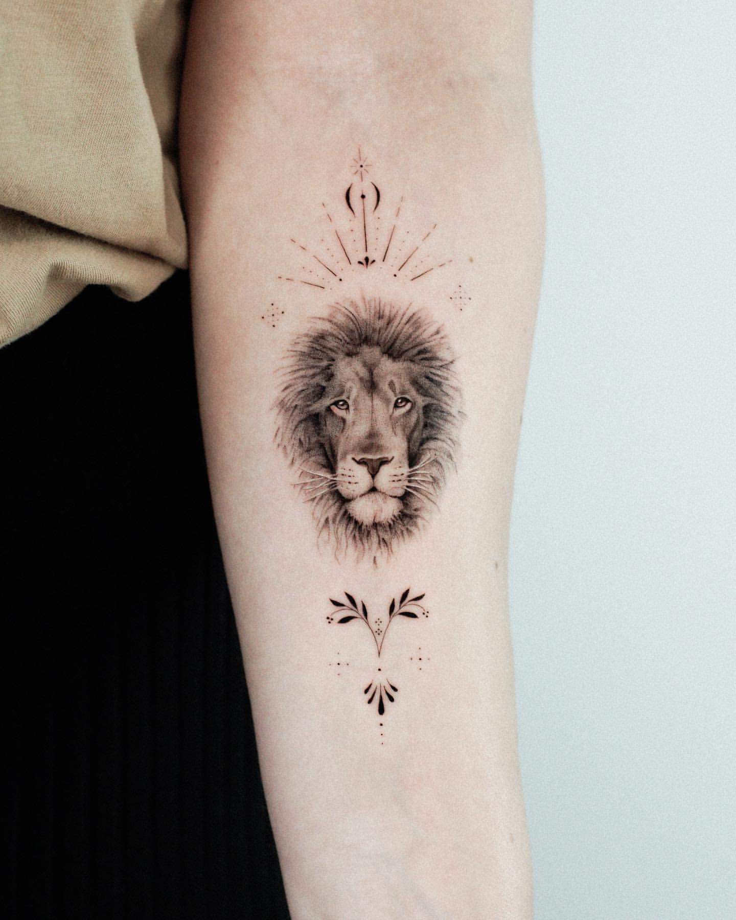 Leo tattoos for men 0017