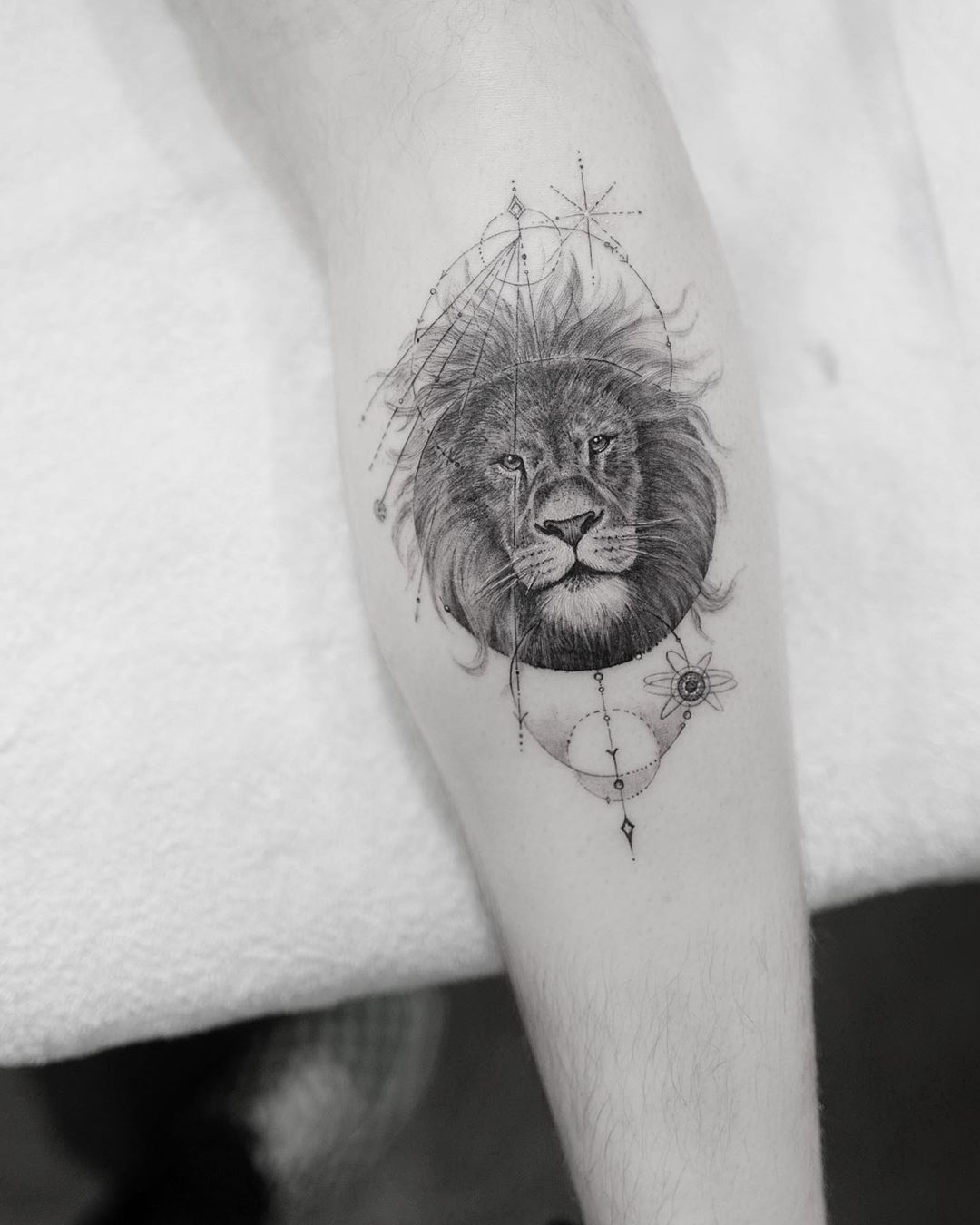 Leo tattoos for men 0084